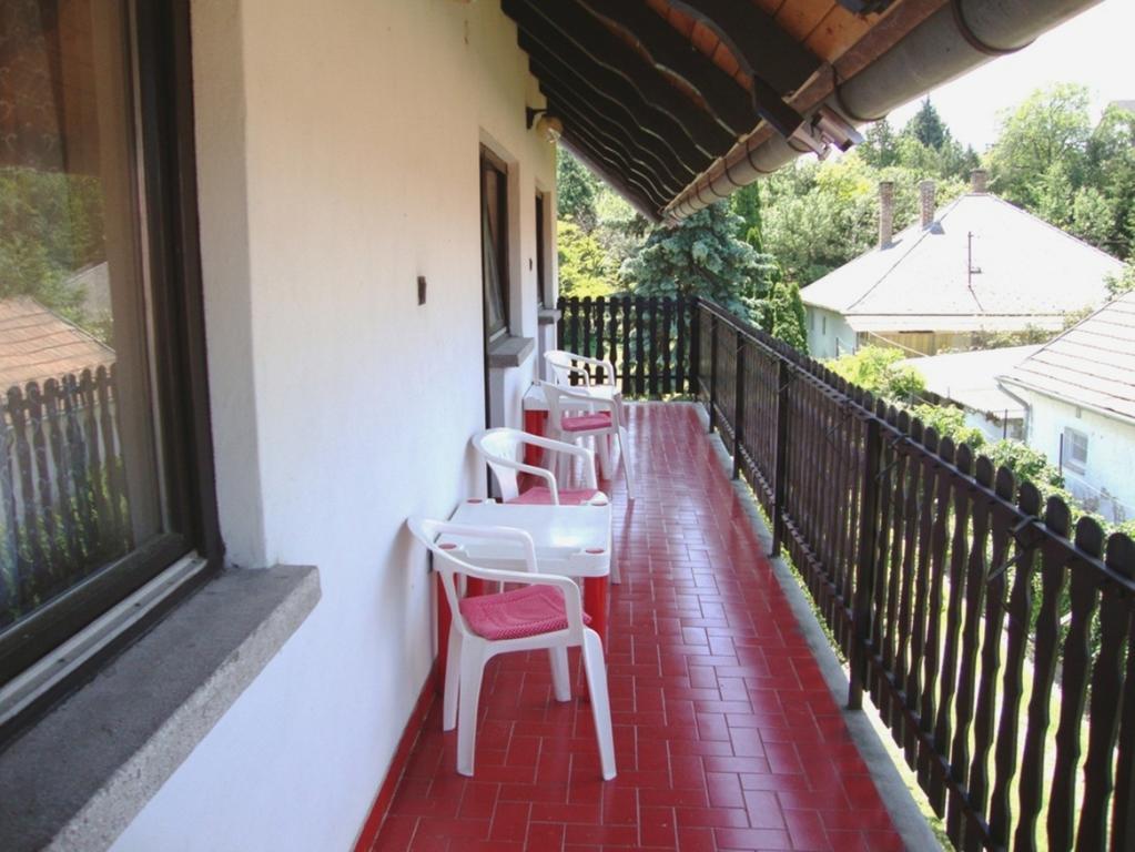 Gyoengyvirag Vendeghaz Balatonboglár Room photo
